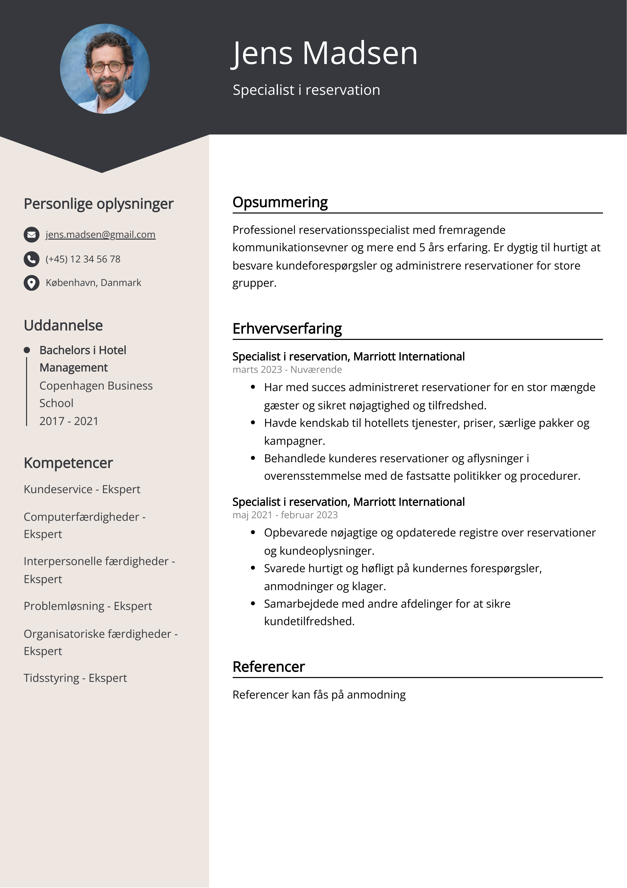 Specialist i reservation CV-eksempel